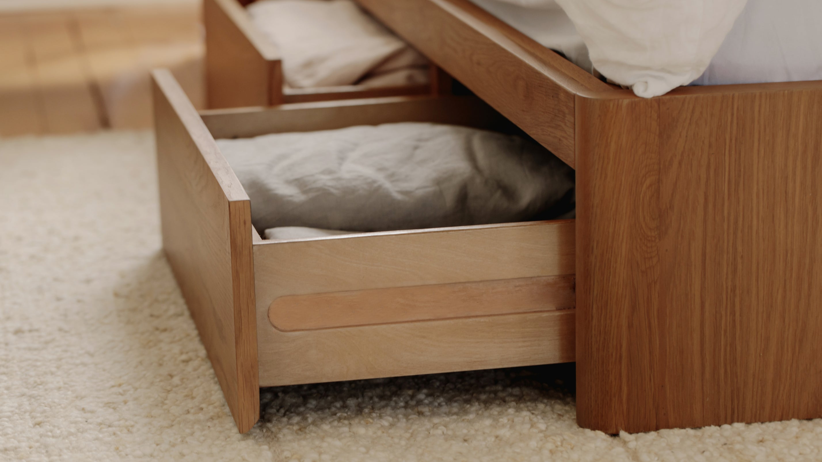Queen Storage Bed, White Oak, Modern Design