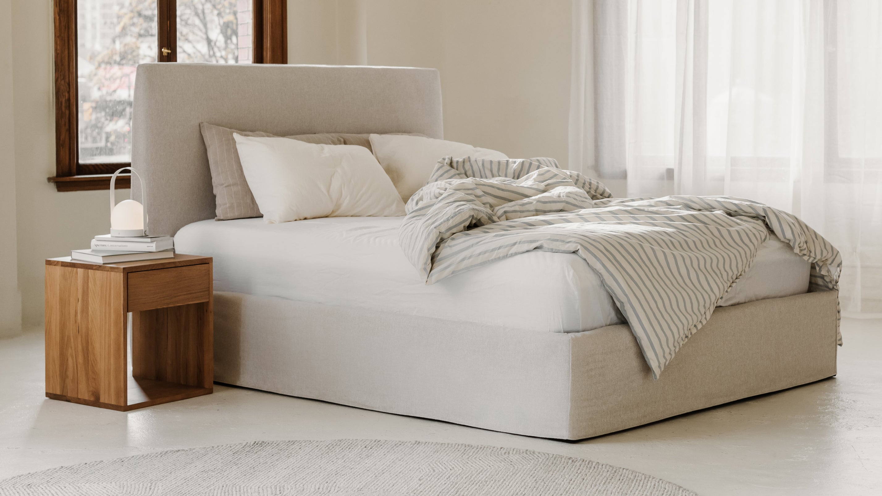 Queen Storage Bed, Latte Finish