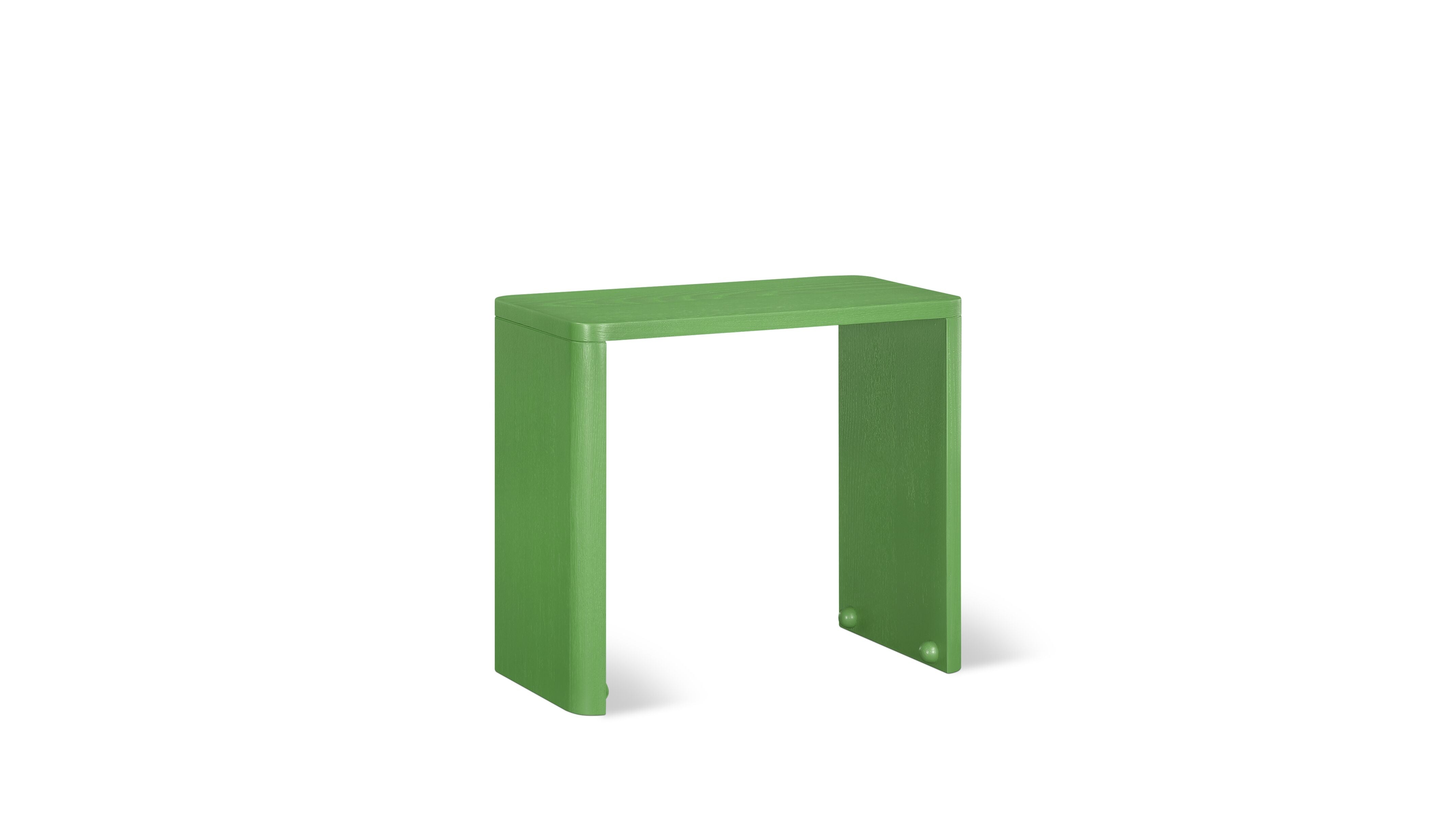 Evergreen Stool, Compact and Durable
